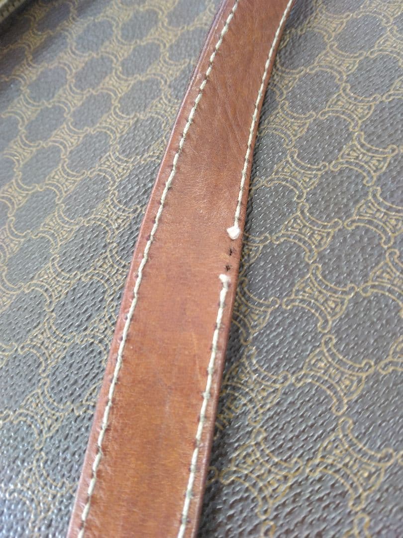 APJ18 セリーヌ マカダム ショルダーバッグ クロスボディ ゴールド金具