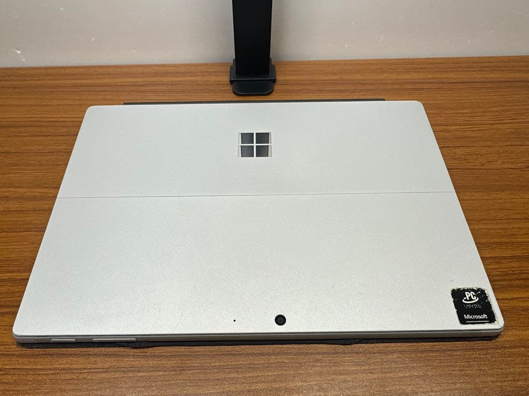 Surface Pro 7 i5-1035G4 8/256 画面ひび割れ