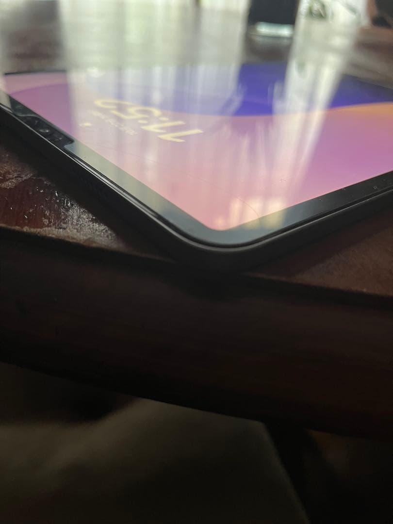 美品 Apple iPad Pro 11インチ 第4世代＋ iPadスタンド