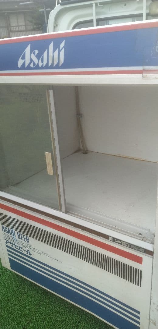 ひ*ん様 キンキンに冷えます★ 業務用　冷蔵庫　ショーケース アサヒ ガレージ