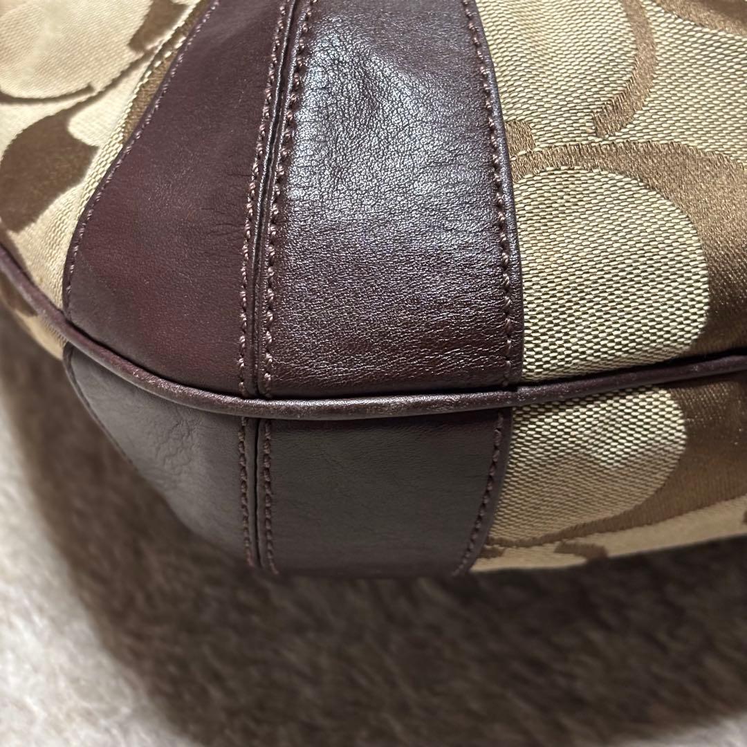 COACH コーチ　ワンショルダー　ショルダーバッグ　シグネチャー キャンバス