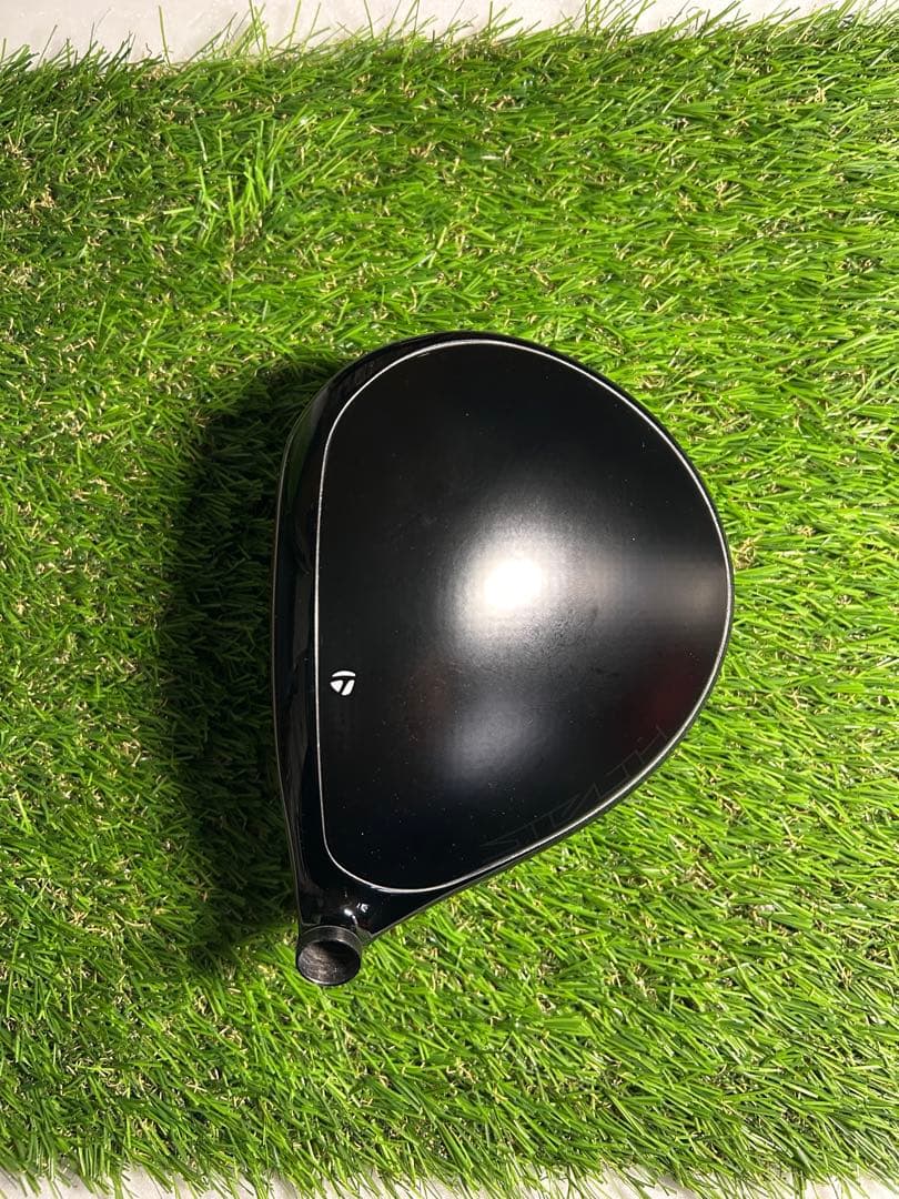テーラーメイド　STEALTH 9度　1W ヘッドのみカバーあり
