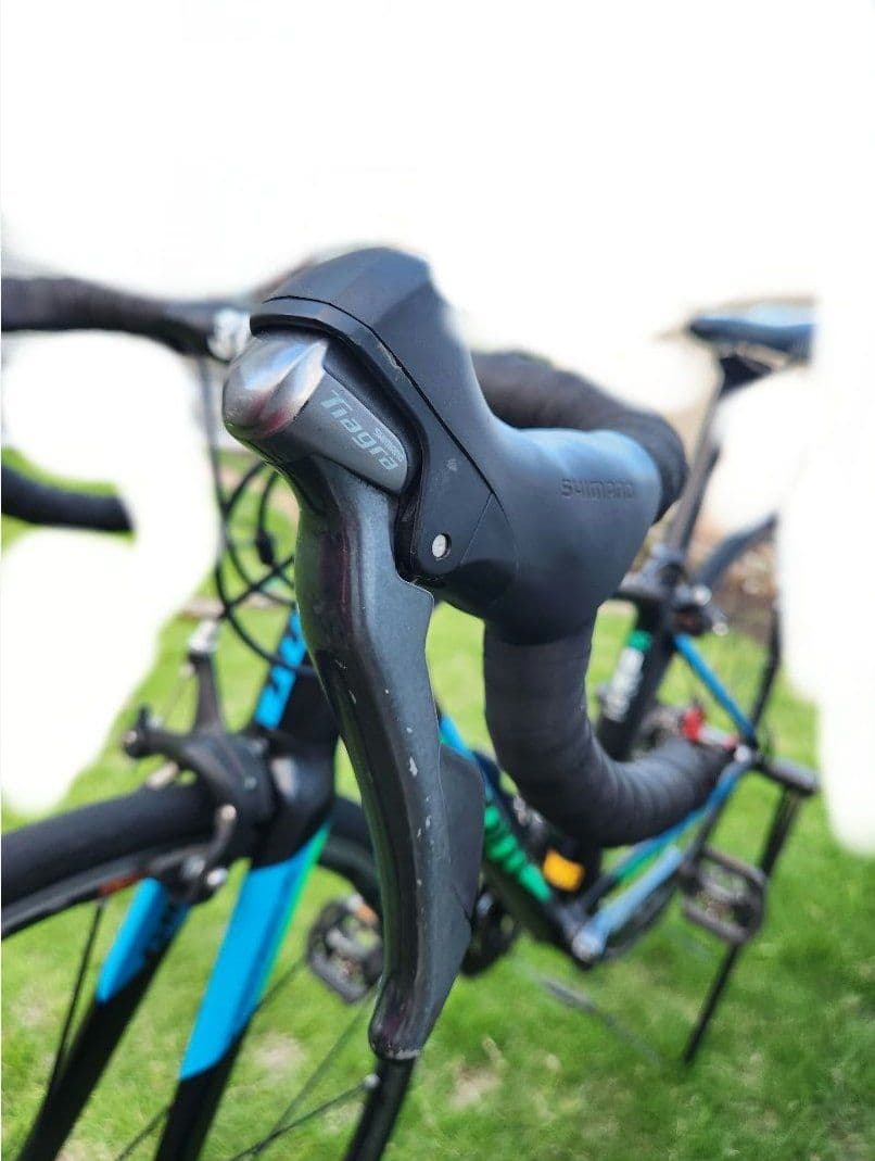 自転車本体 GIANT Contend SL2