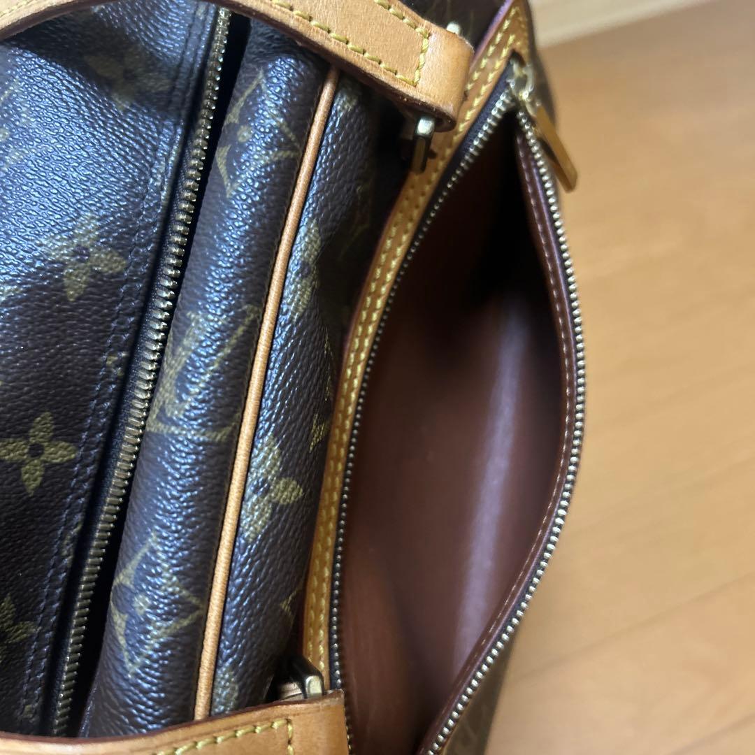 Louis Vuitton バッグ
