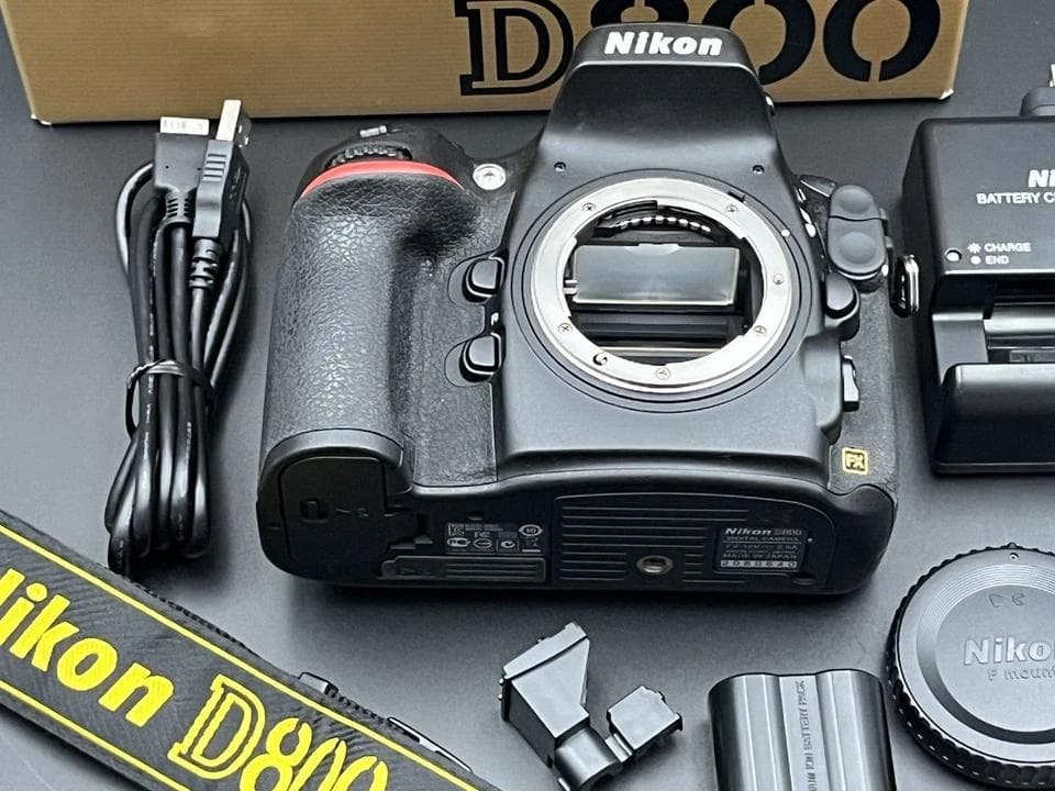 Nikon D800 デジタル一眼レフカメラ　ショット3705回