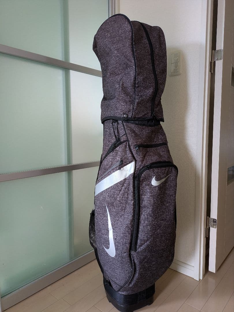 Nike グレー キャディバッグ