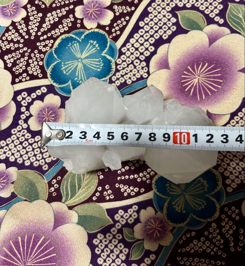 特大！大きなポイント！ パールバティ産 ヒマラヤ水晶クラスター 重さ約1.5kg