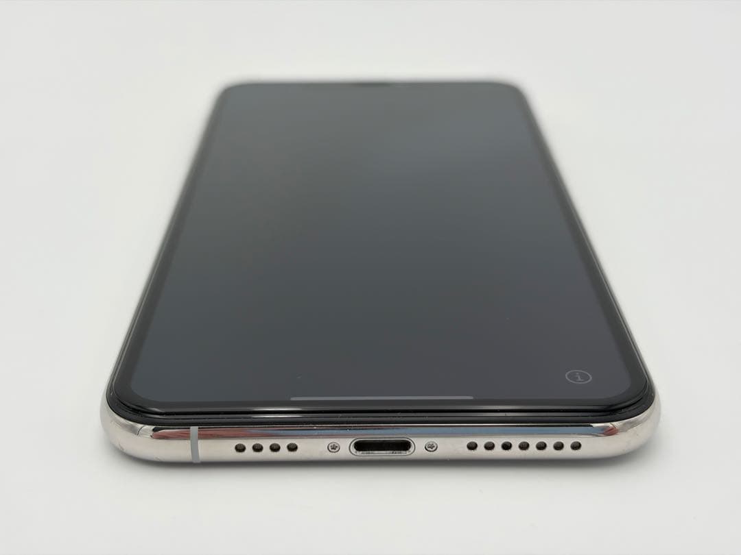 Apple iPhone XS Max 512GB シルバー