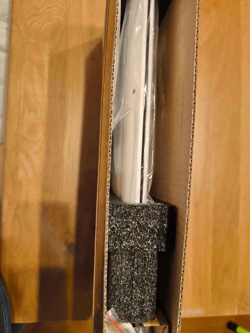 中古美品 HP 9AU46PA-AAAB ノートパソコン 15-da2023TU