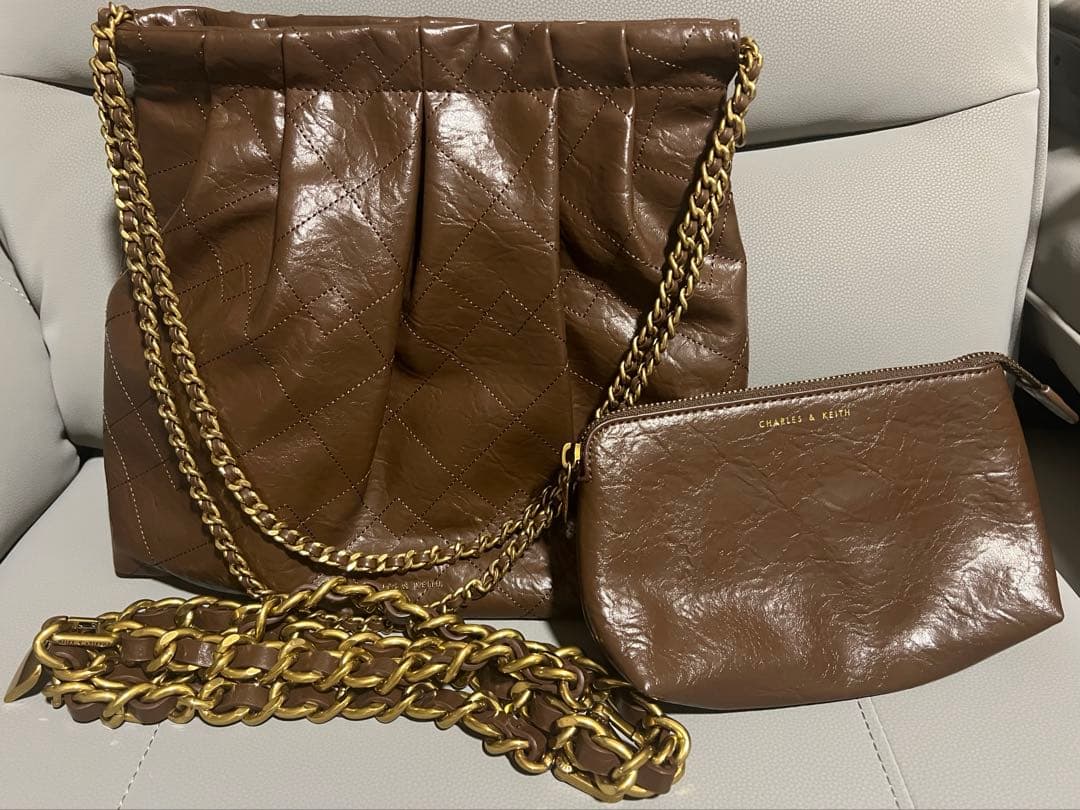 あーさん専用　2/9夕方までCHARLES & KEITH バッグ