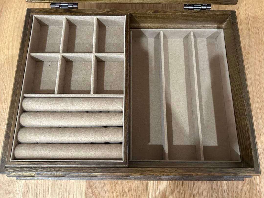 パリの雑貨屋さん　アクセサリーケース　ジュエリーケース