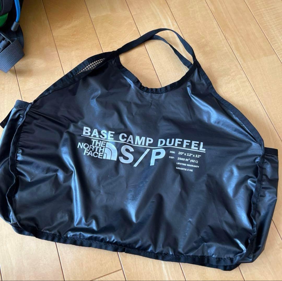 ノースフェイス　ボストンバッグ　スポーツバック　リュック　ロゴ入り　旅行　大容量