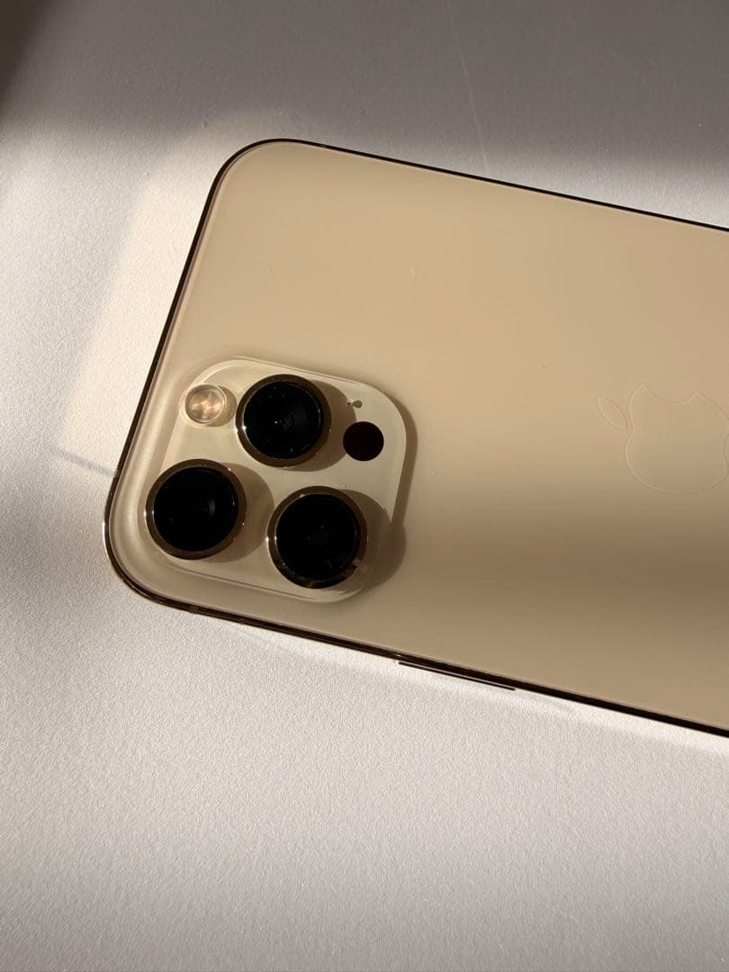 Apple iPhone 12 Pro MAX ゴールド 本体