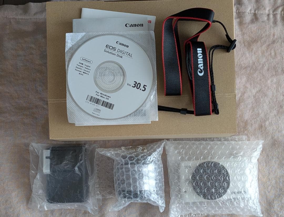 【美品】Canon EOS M10 ホワイト レンズ付き