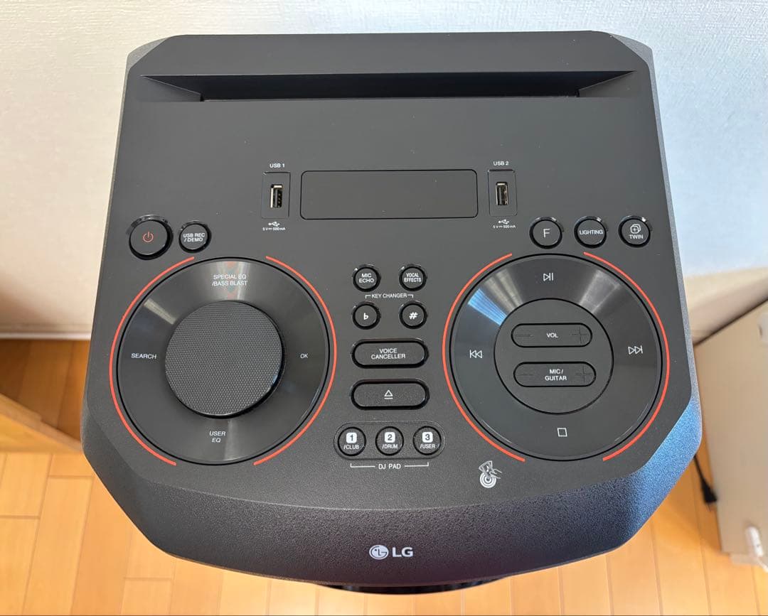 LG XBOOMスピーカー　ON9