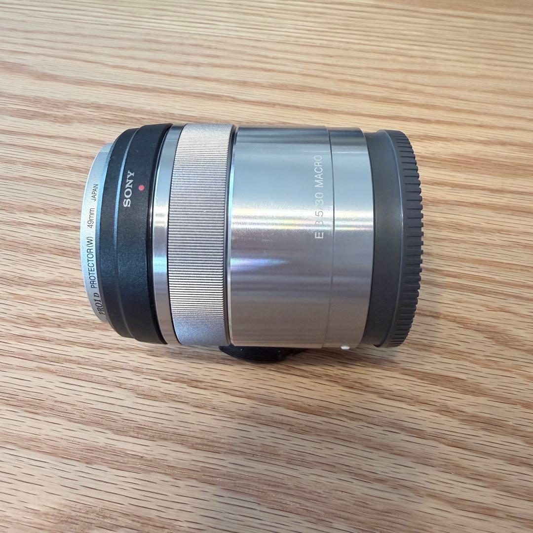 ソニー E 30mm F3.5 Macro SEL30M35