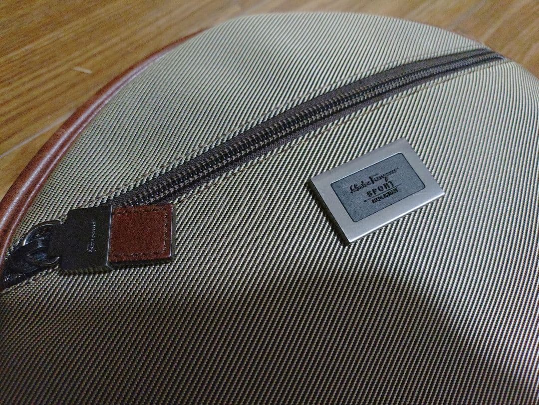 Ferragamo SPORT 展開式ボストンバッグ ナイロン×本革 レア色