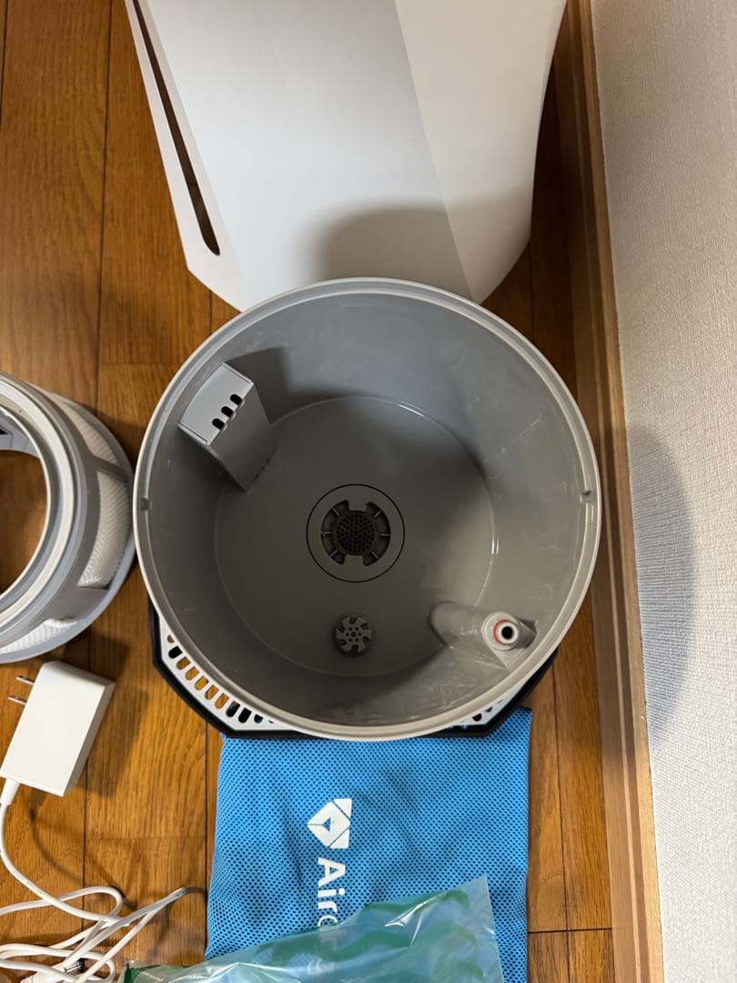 美品 2023年製 Airdog moi