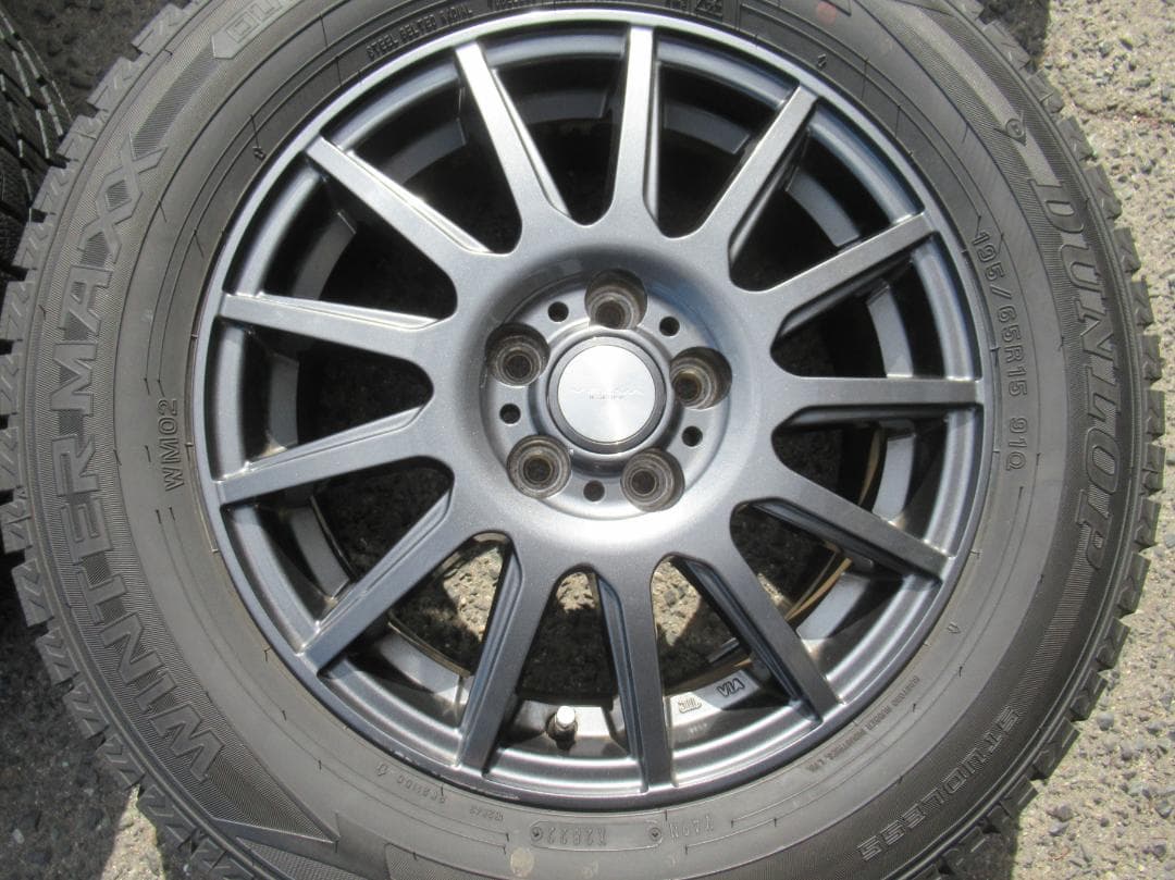 スタッドレス☆195/65R15 2022年製 30 50プリウス 手渡しOK☆