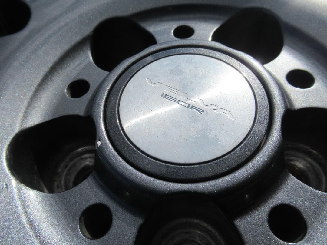 スタッドレス☆195/65R15 2022年製 30 50プリウス 手渡しOK☆