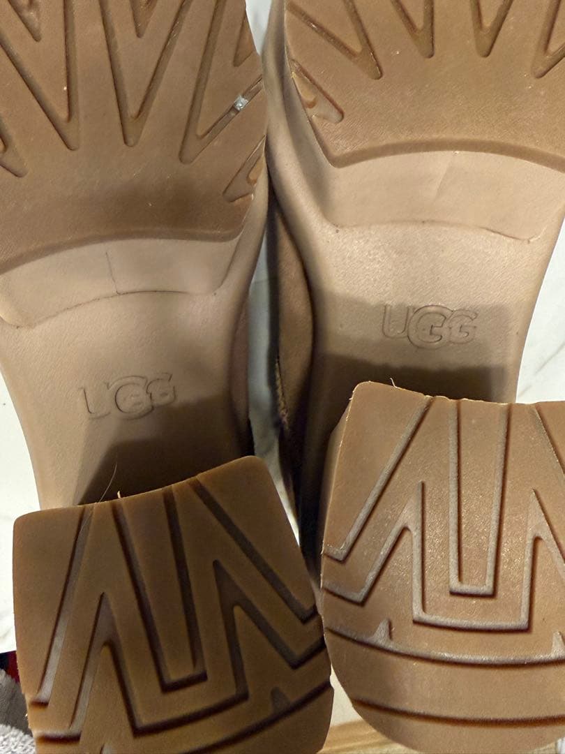 UGG ショートブーツ　ブーツ　アグ