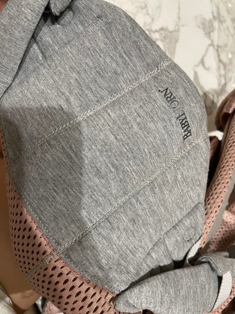 【美品・保証残1年・箱付き】BabyBjorn HARMONY ダスティピンク