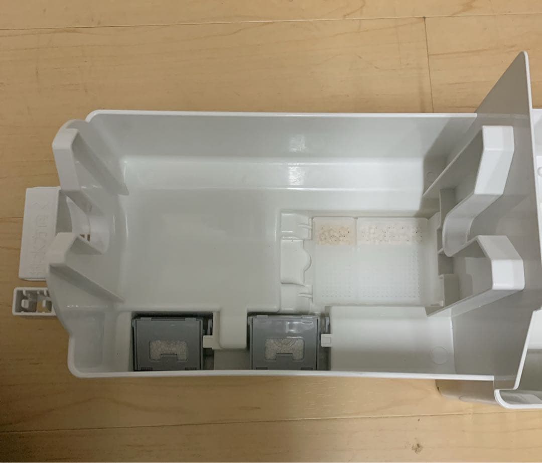 値下げ！パナソニック 次亜塩素酸 空間除菌脱臭機 ジアイーノ　F-MV4100