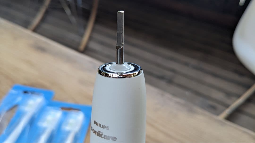 【美品】Sonicare 電動歯ブラシ本体 + 替えブラシ7本 ソニケア