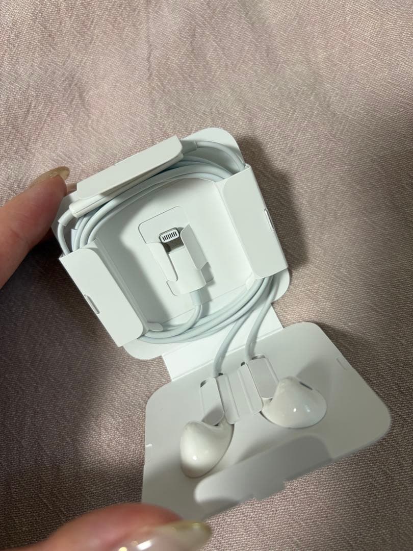 iPhone11pro 本体　256GB 正規イヤホン付き