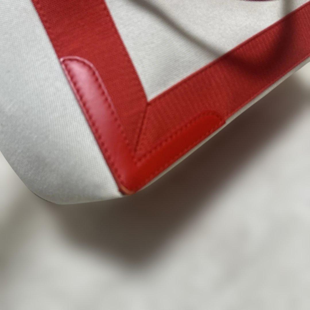 バレンシアガ　カバスS トートバッグ　ポーチ付き　キャンバス　ホワイト　レッド