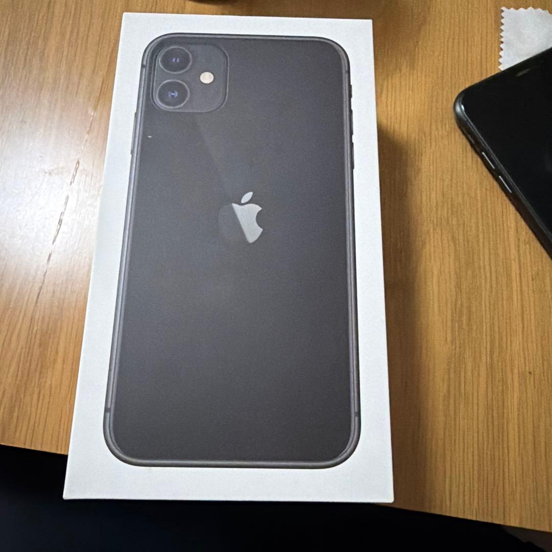 V*d様 iPhone11 128Gb 箱　アクセサリー付き