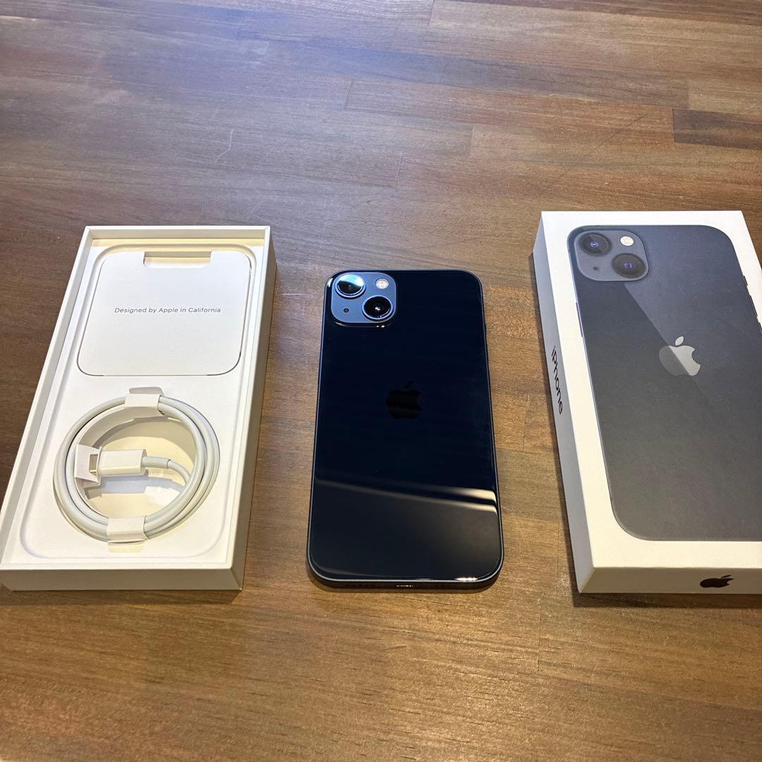 【極美品】Apple iPhone13 本体 256GB SIMフリー