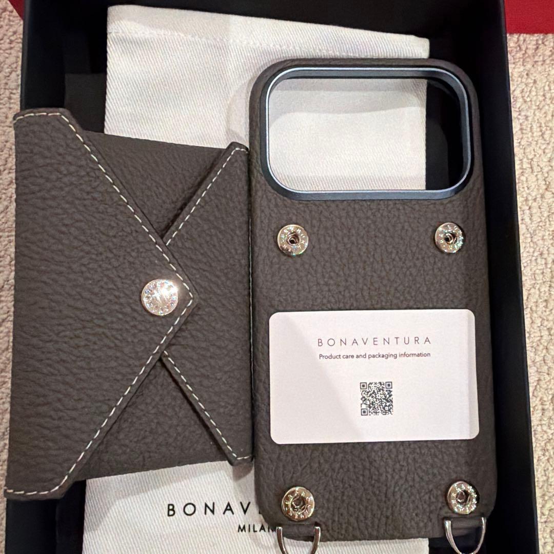 Bonaventura iPhone 17 Pro スナップボタン 付きケース