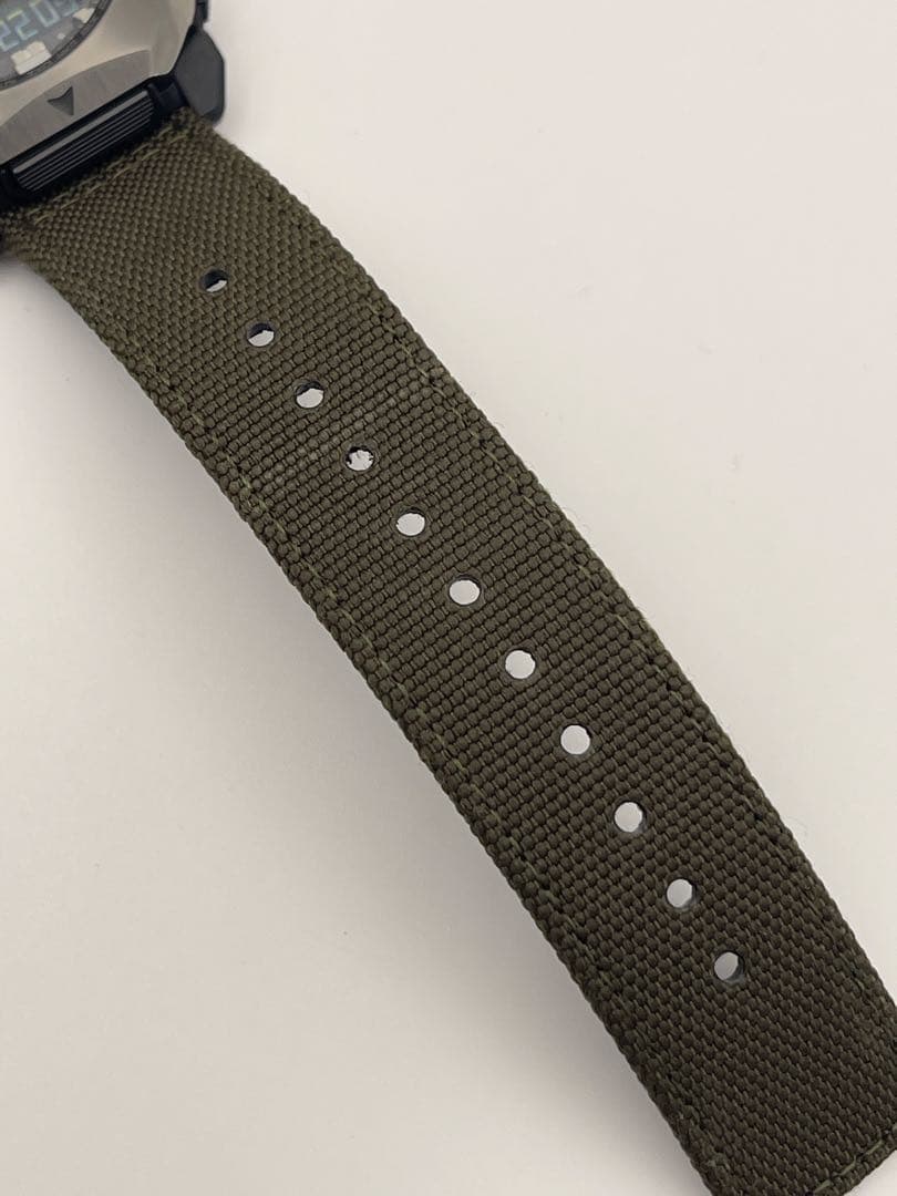 極美品 PROTREK PRW-6900YB-3JF カーキ 黒 プロトレック