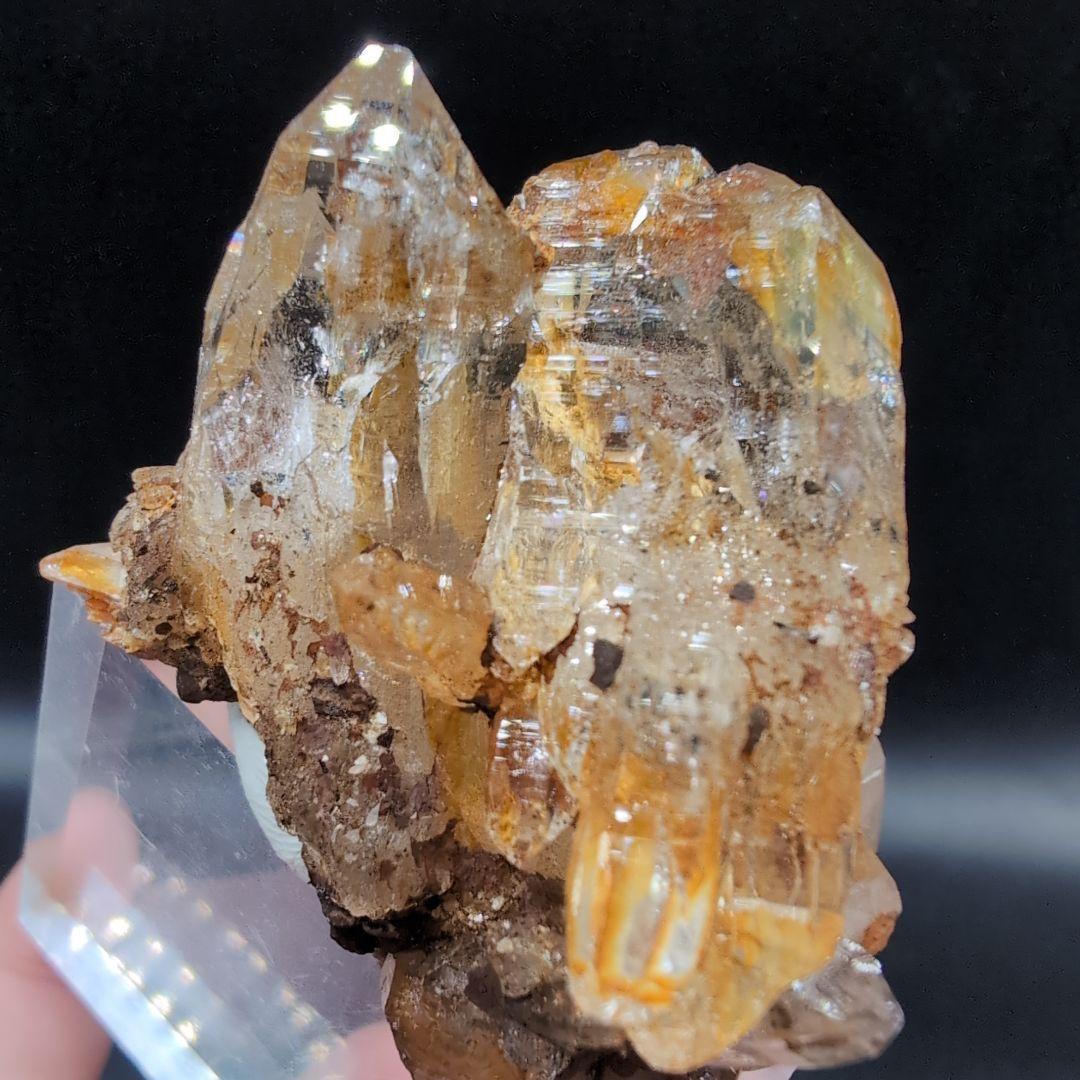 高品質 ガネッシュヒマール産　水晶　ポイント D