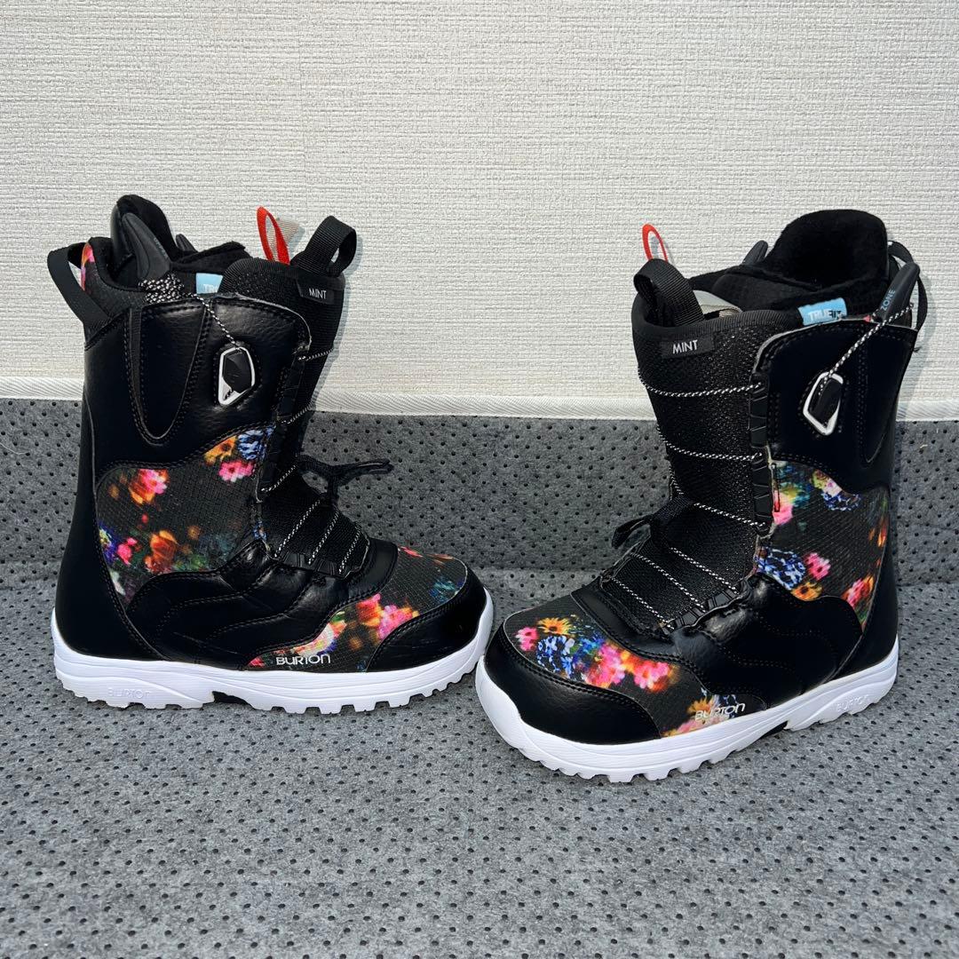 1回使用 23cm 希少 花柄 BURTON MINT AF レースブーツ