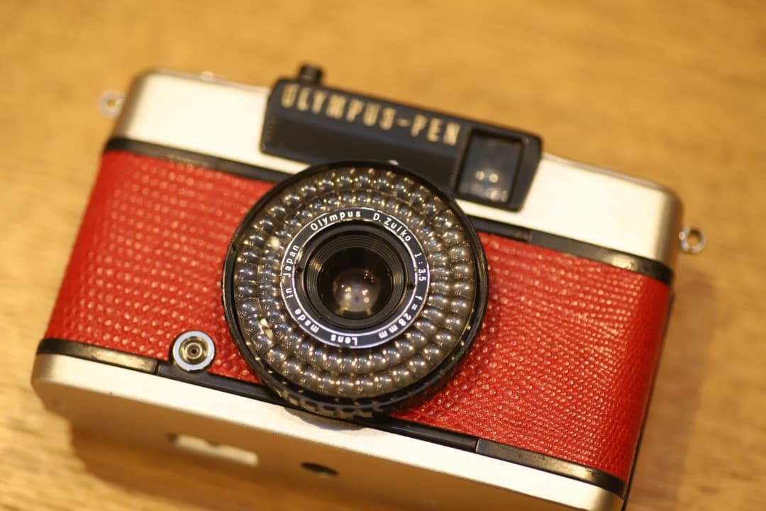 オリンパス Pen EE-3 f3.5 D.zuiko ハーフサイズ判