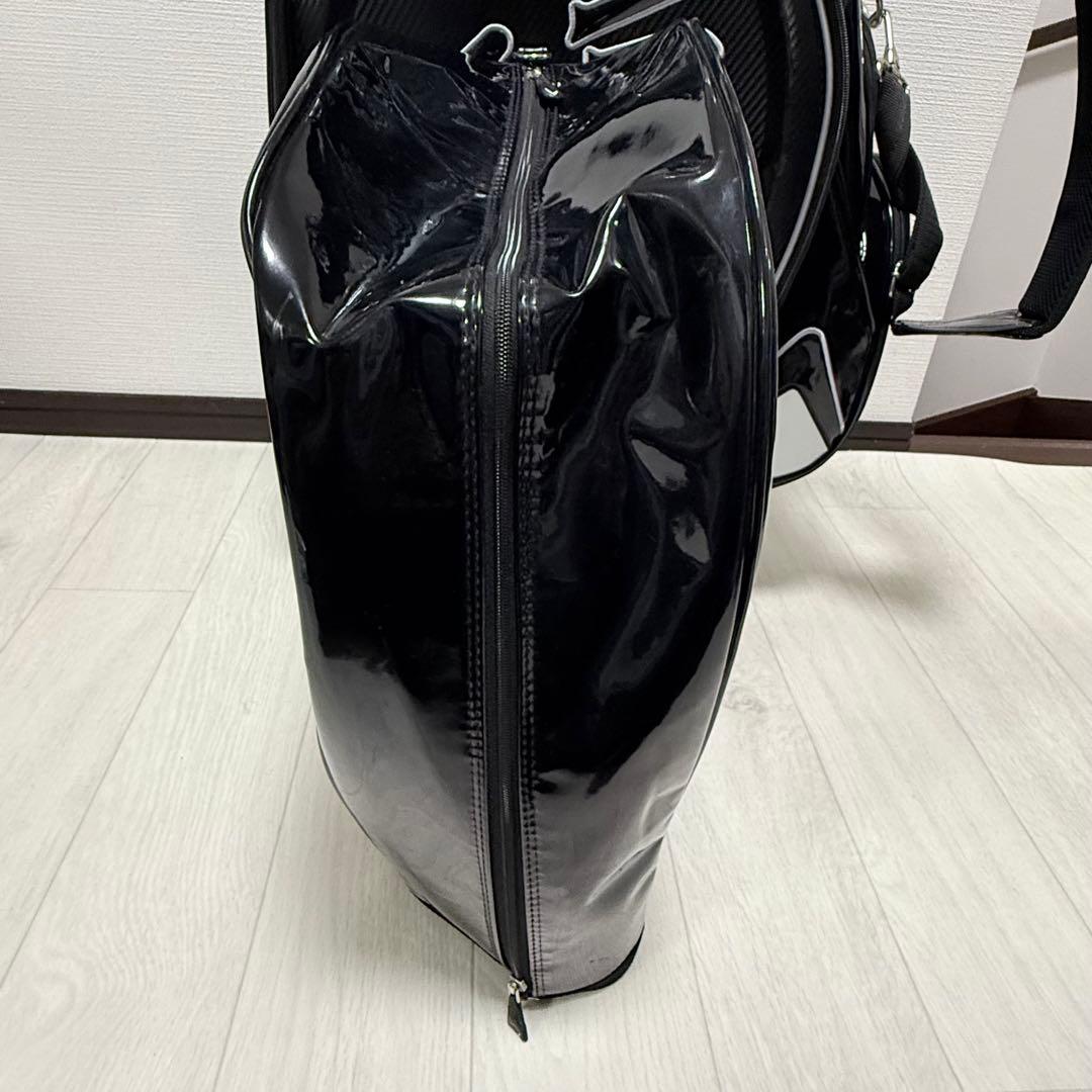 美品キャロウェイ　ド迫力大きめキャディバッグ　エナメル　9型　ブラック×シルバー