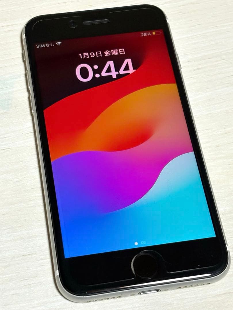 【美品】iPhone SE 第2世代 64GB ホワイト SIMフリー 本体