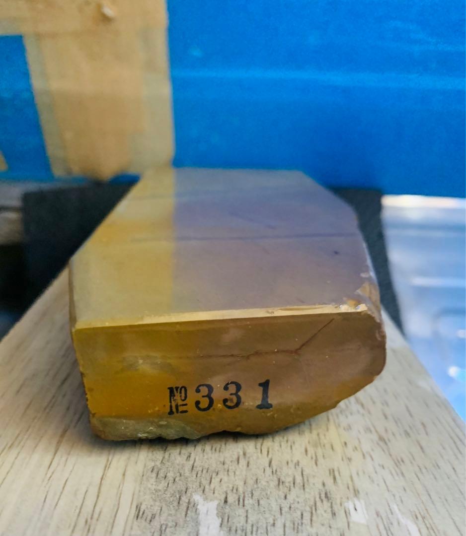 363 天然砥石　正本山　色物　仕上げ砥石