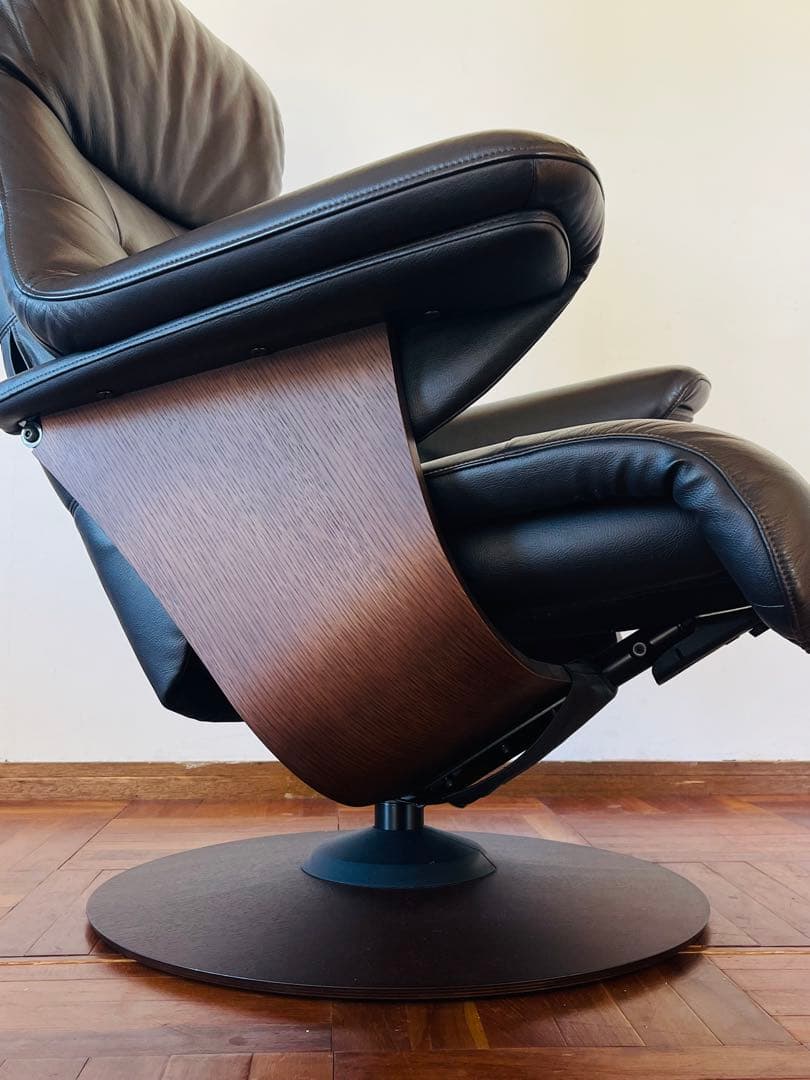 カリモク THE FIRST ザ ファースト リクライニング チェア オットマン