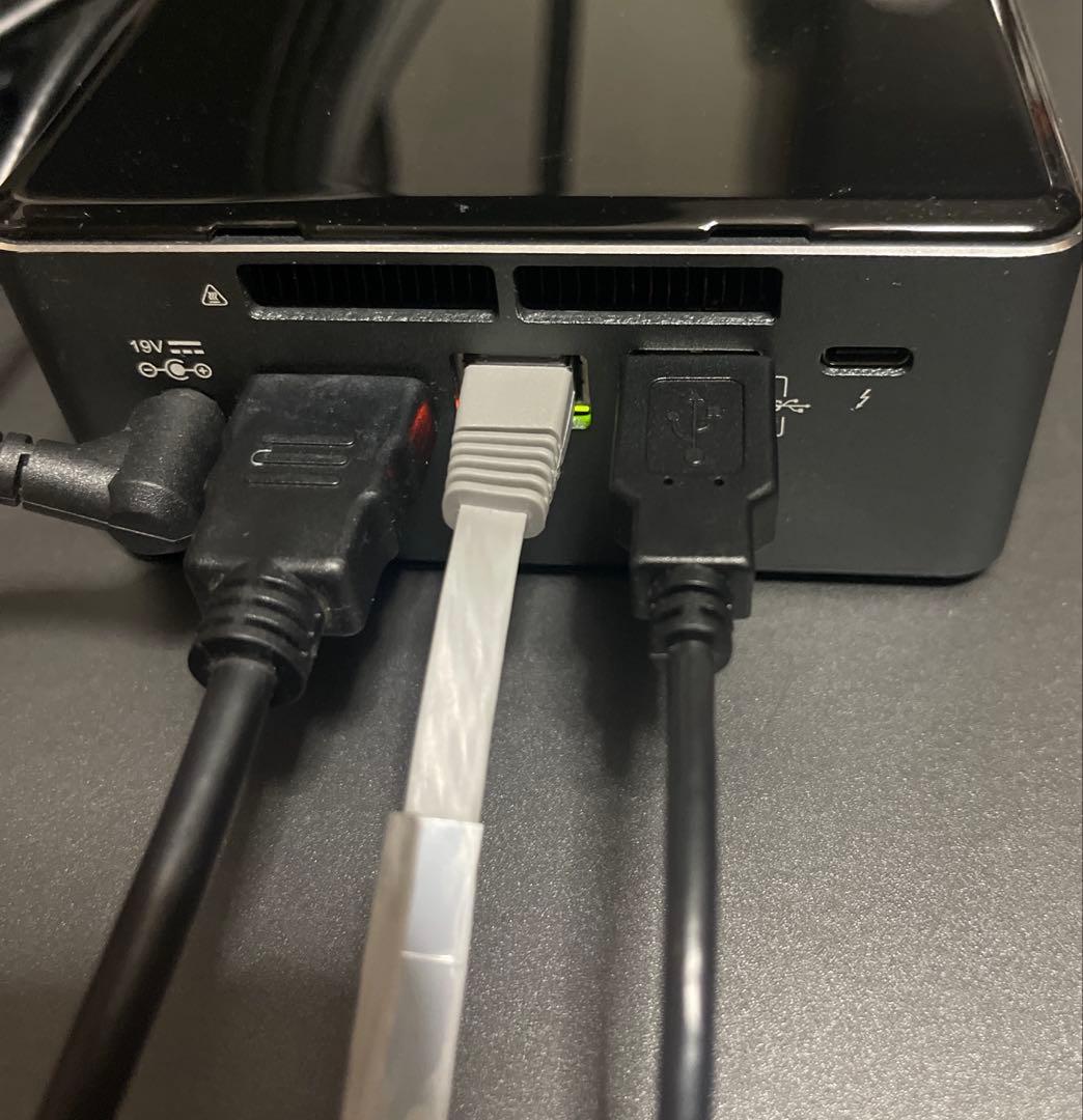 ミニ PC IntelNUC NUC7BNH i5-500SSD-8GBRAM