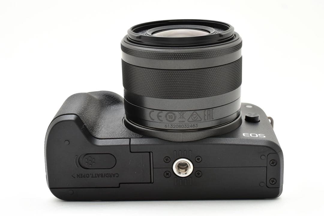 【極美品】キヤノン Canon EOS Kiss M Wi-Fi搭載