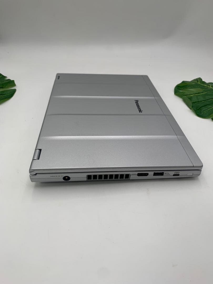 Windowsノート本体 Panasonic CF-LV9 [Core i7 10810U