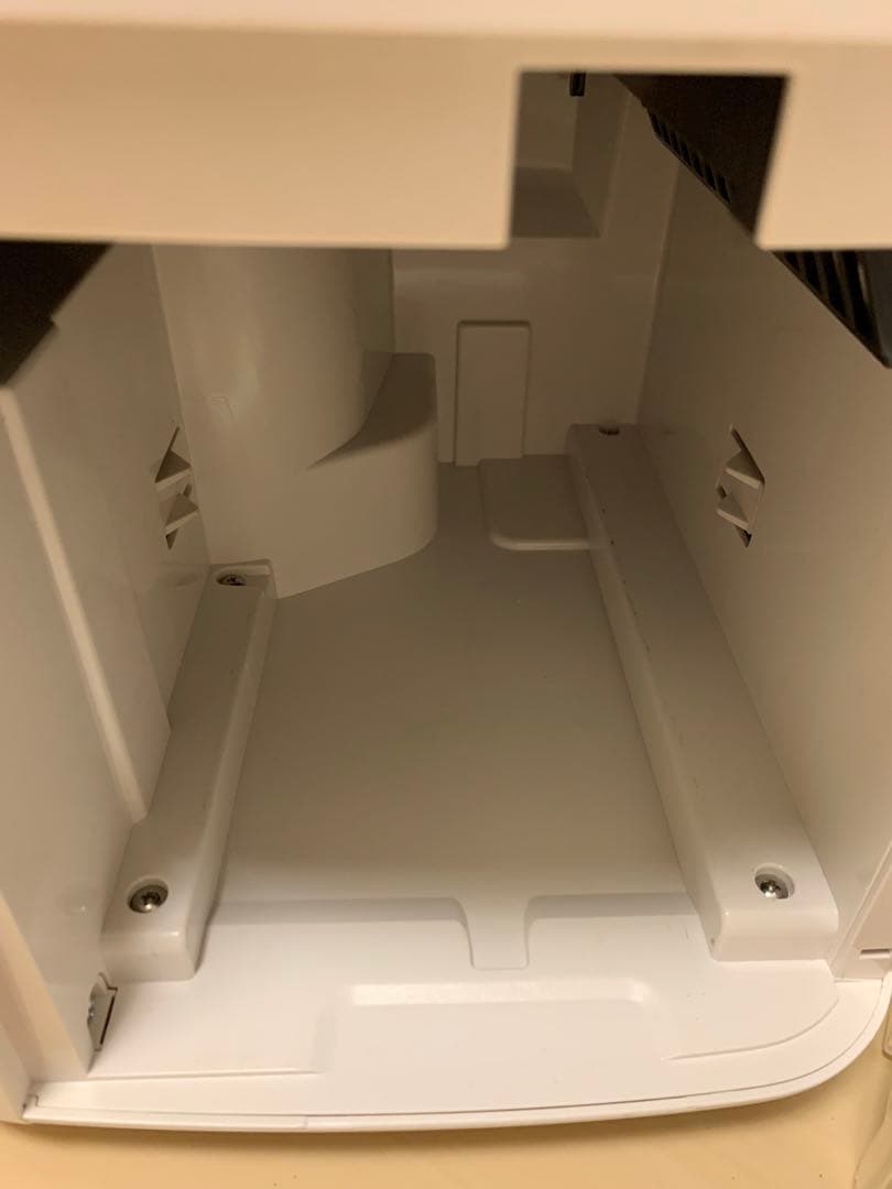 SHARP 除湿機 兼 加湿空気清浄機　プラズマクラスター KI-PD50-W