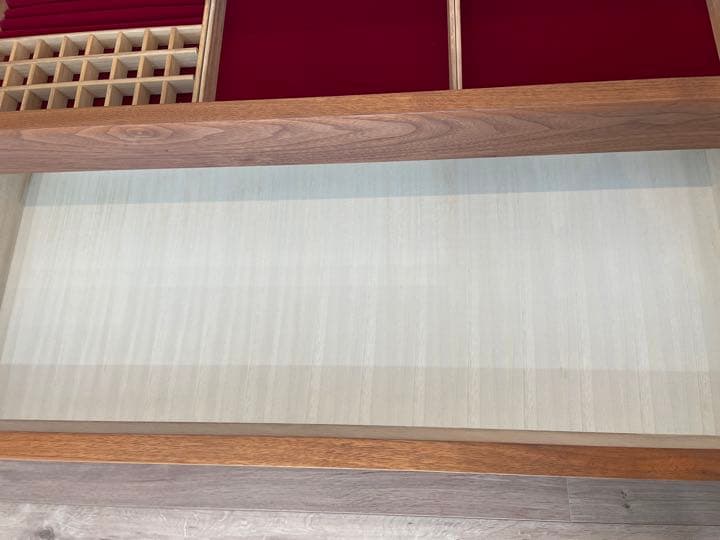 ドレッサーチェスト