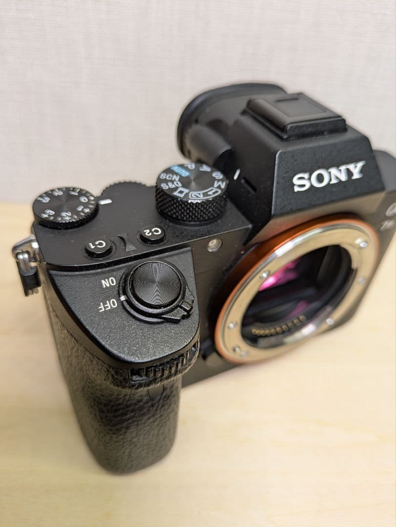 SONY α7 III ミラーレス一眼カメラ 本体 美品！