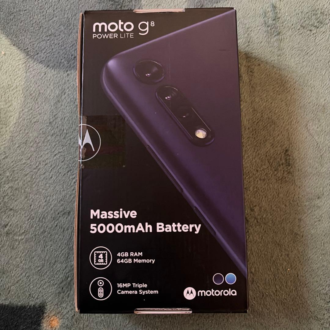 新品未使用　Motorola moto g8 power lite
