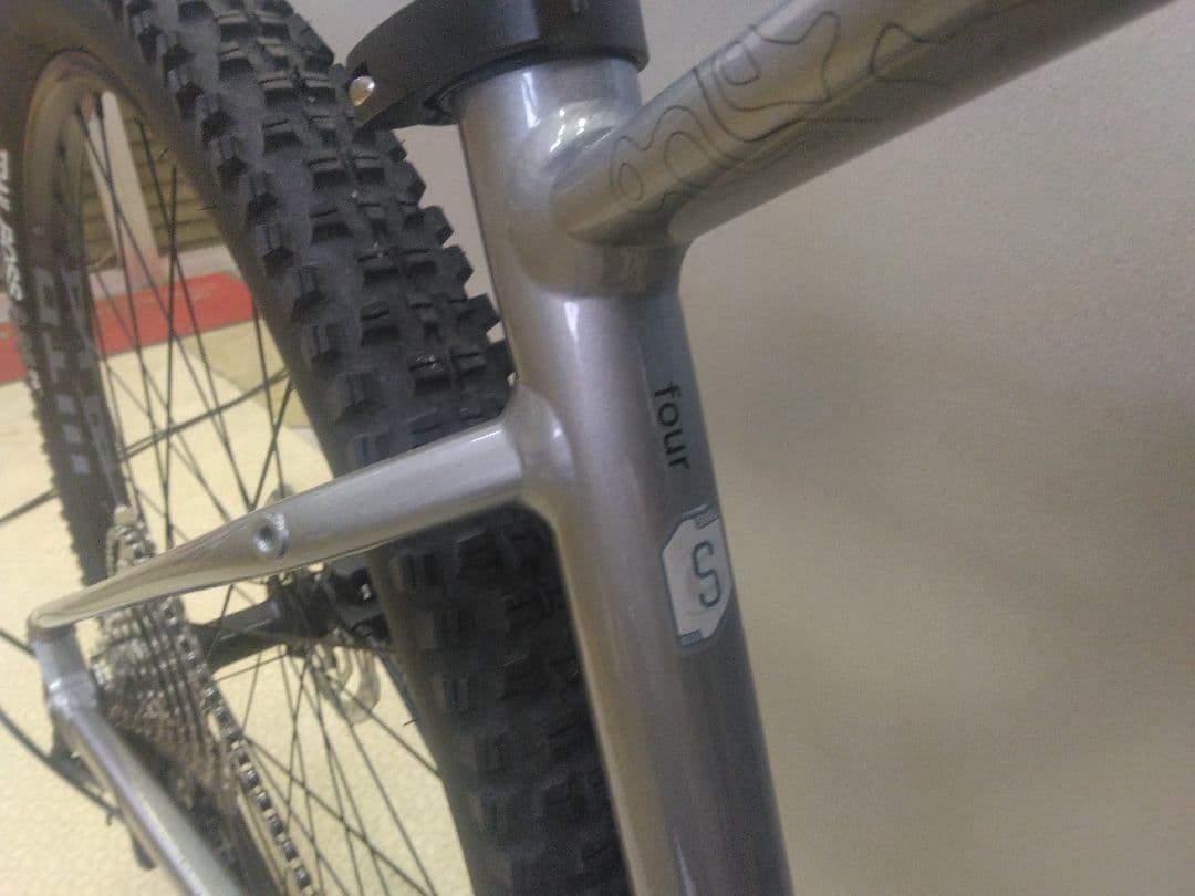 【美品】Cannondale Trail SE4　29インチ　Sサイズ　ペダル無