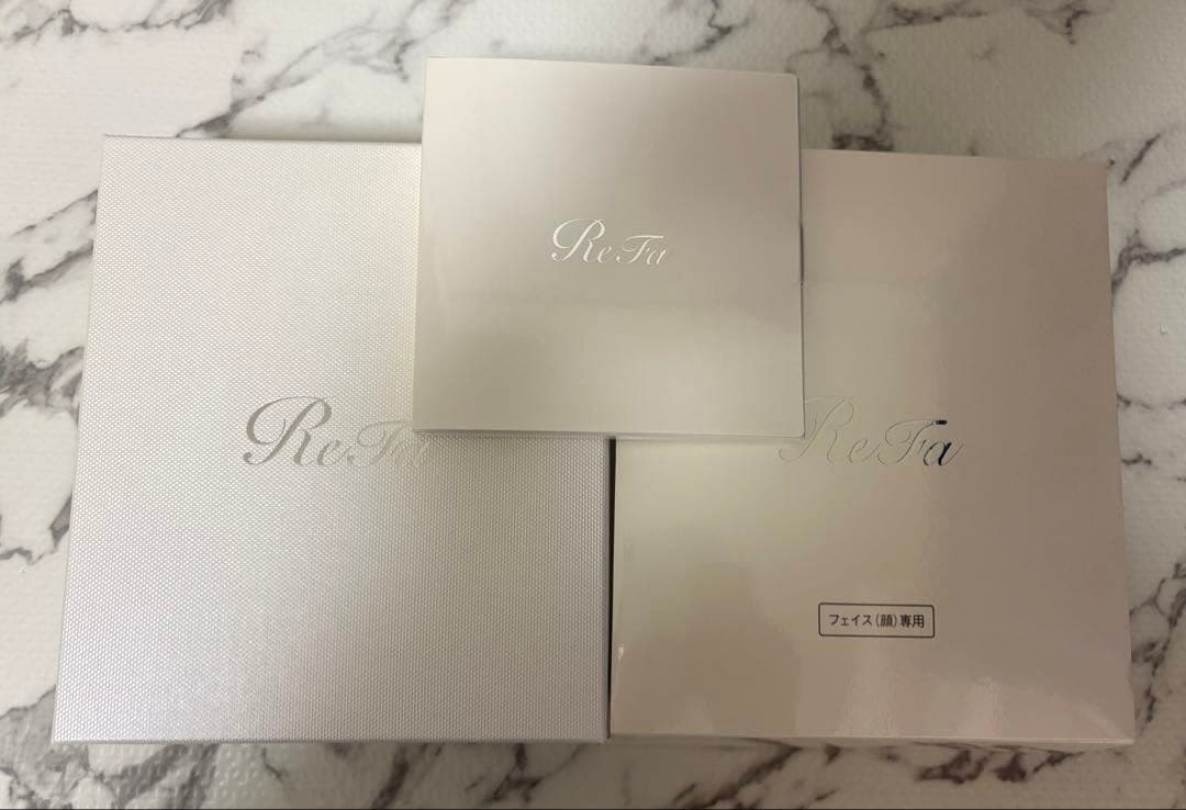 リファリズム　ReFa RHYTHM 美容ローラー　ギャランティーカード付き